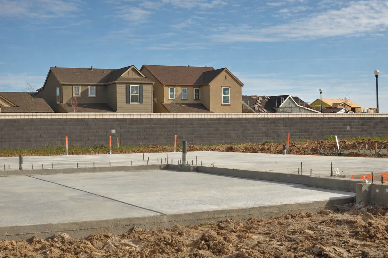 Slab foundation building